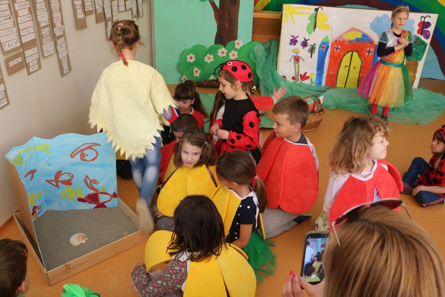 LA FESTA DELLA MAMMA ALLA SCUOLA MATERNA L’AQUILONE