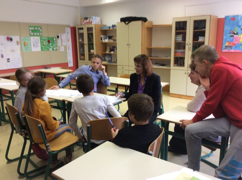 Visita in classe dei rappresentanti dell'Istituto dell'Educazione della Repubblica di Slovenia