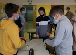 Nastrino doro 8