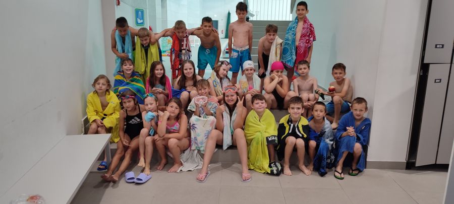 Corso di nuoto giugno 2024