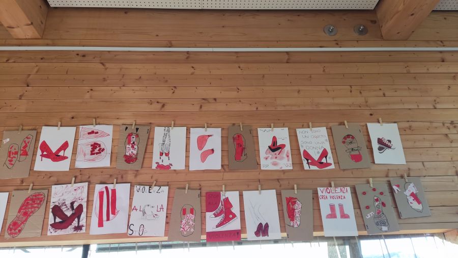 La scuola Dante Alighieri di Isola protagonista nella lotta contro la violenza sulle donne